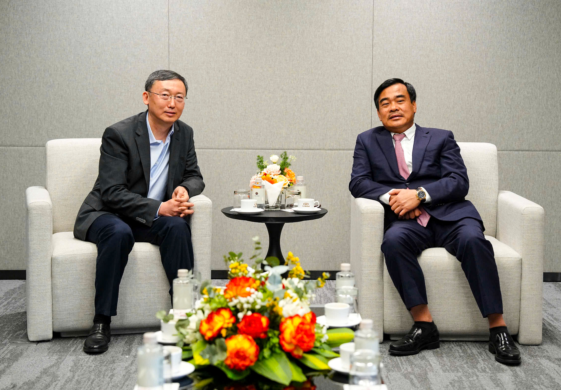 首页| 尊龙集团中国官方网站